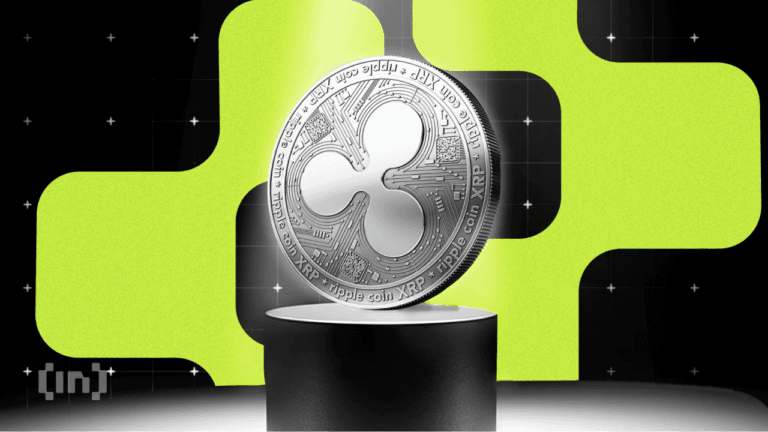 XRP Malapit na sa Breakout — Pero 3 Metrics ang Nagpapahiwatig na Baka Maghintay pa ang Rally